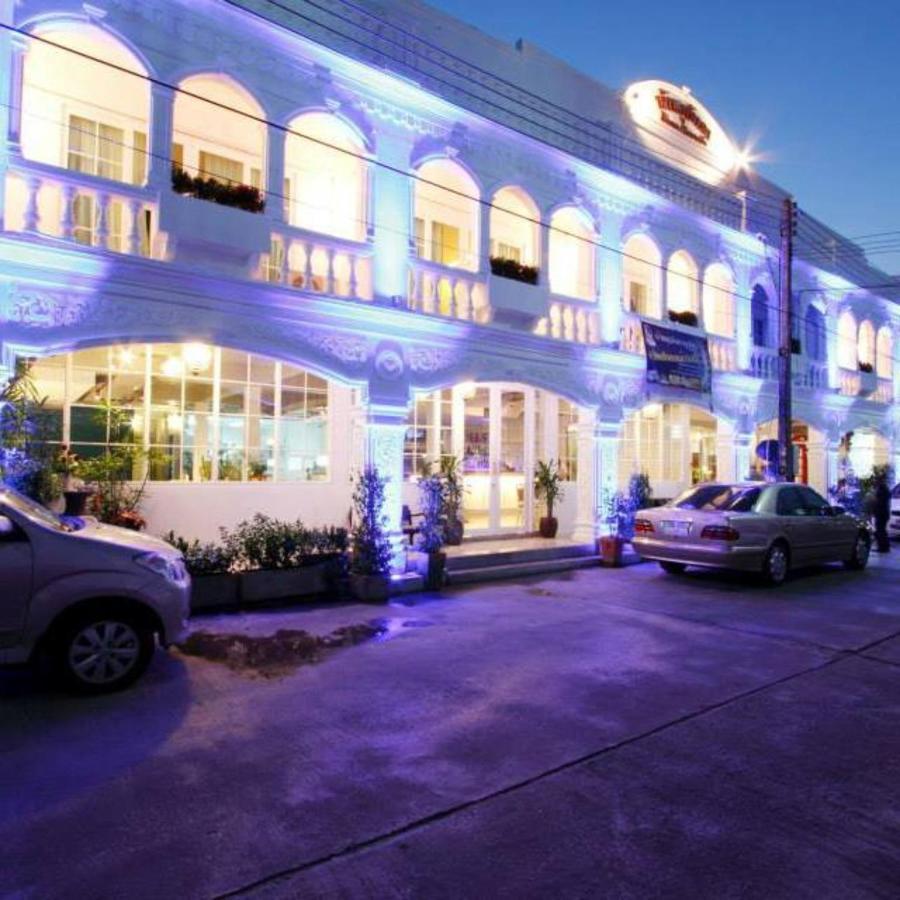 Baan Phuanda Phuket Hotel Exterior foto