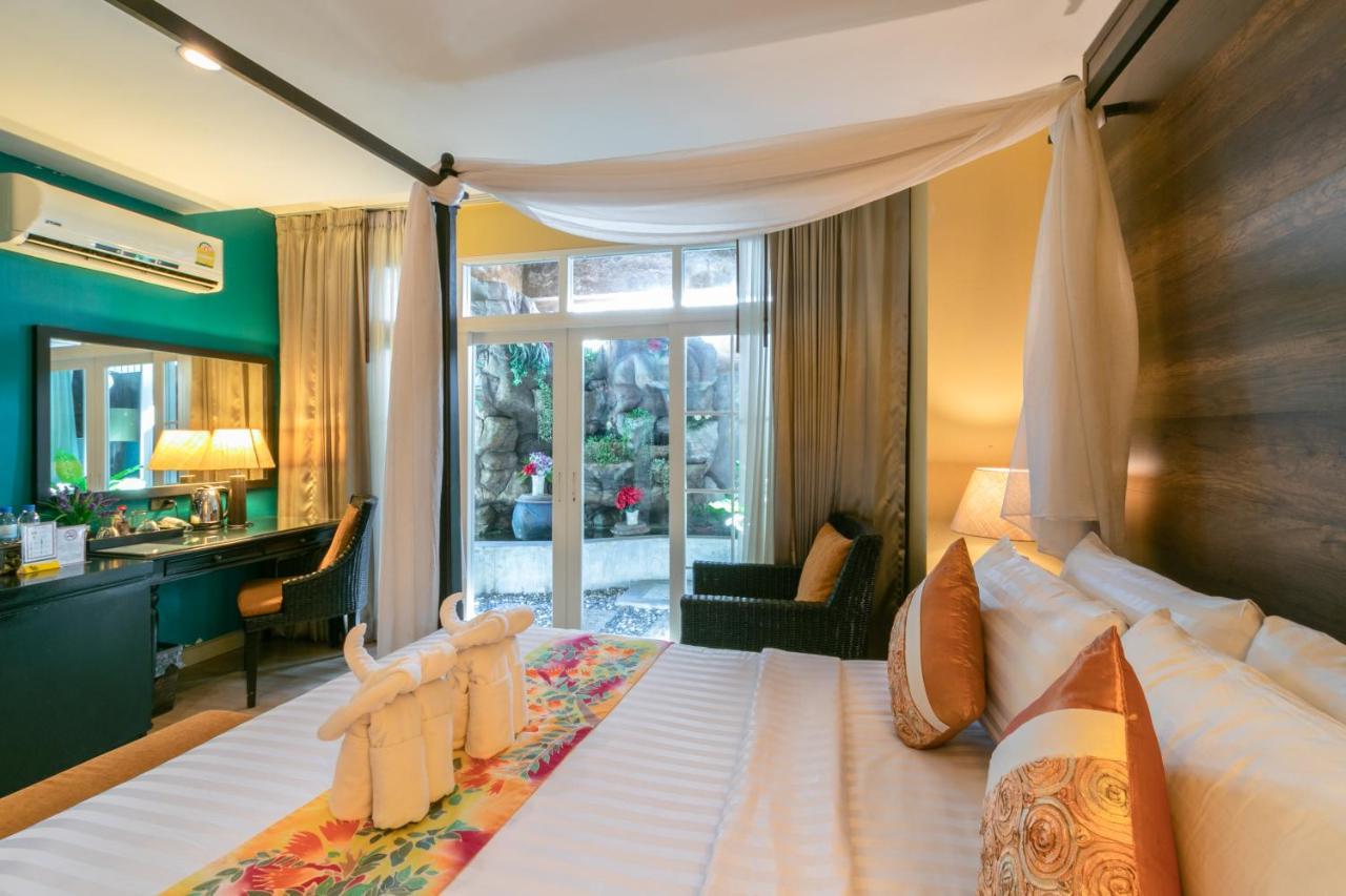 Baan Phuanda Phuket Hotel Exterior foto
